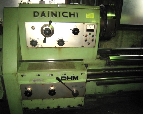 大日金属工業 DHM900×3000 3.0m旋盤