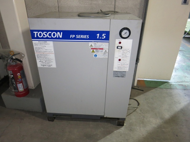 東芝産業機器システム FP85-15T1 1.5kwコンプレッサー