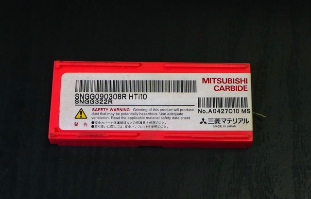 三菱マテリアル SNGG09038R HTi10 10個 未使用 チップ