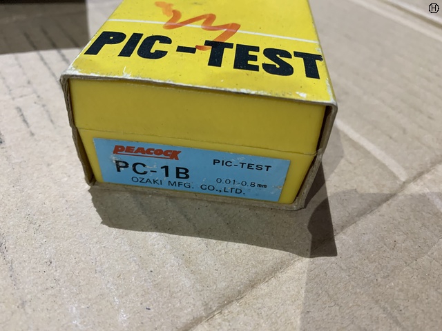 尾崎製作所 PEACOCK PC-1B 目量:0.01mm 測定範囲:0.8mm 切換レバー