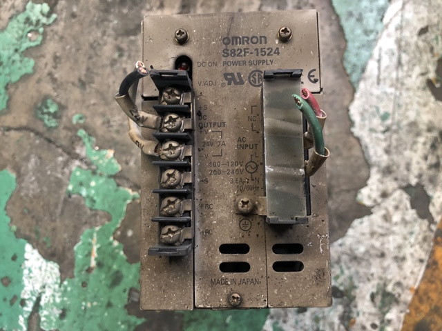 オムロン S82F-1524 スイッチングパワーサープライ 中古販売詳細