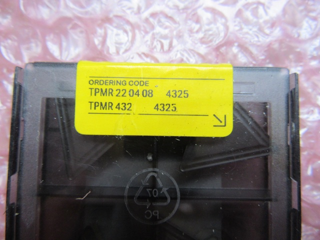 SANDVIK TPMR432[TPMR22 04 08] チップ 