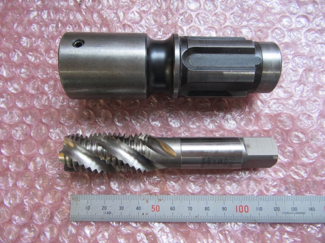 大昭和精機 BIG T33-M24 ハンドタップ:M24x3 タップホルダー