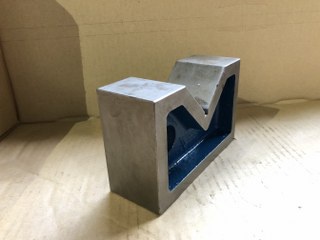 不明 125x59x45(mm) Vブロック