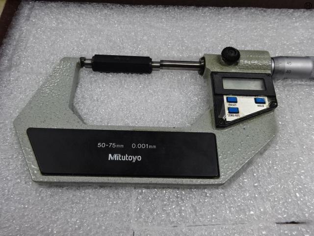 ミツトヨ MDC-75M デジタル外側マイクロメーター