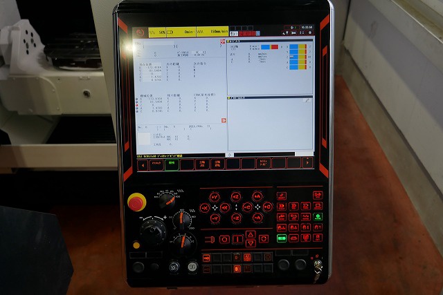 ヤマザキマザック VARIAXIS i-500 5軸横マシニング