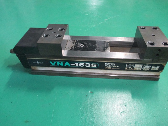 津田駒工業 VNA-1635 マシンバイス